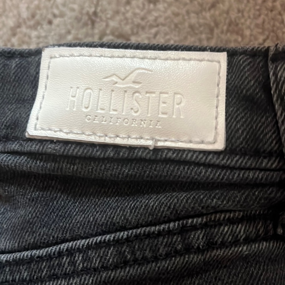 Black Hollister jeans